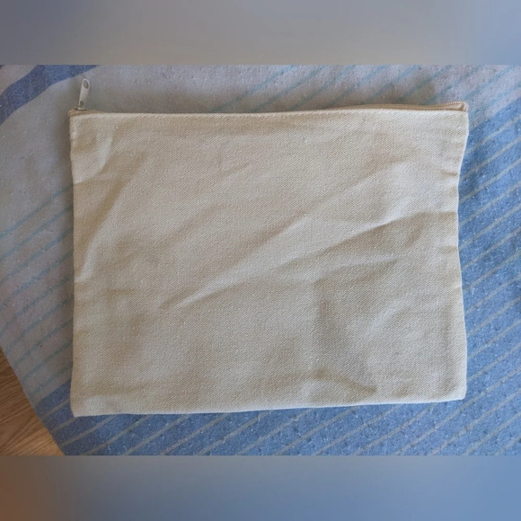 Cream Zippered Pouch - Picture 1 of 3